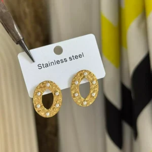 circle earring