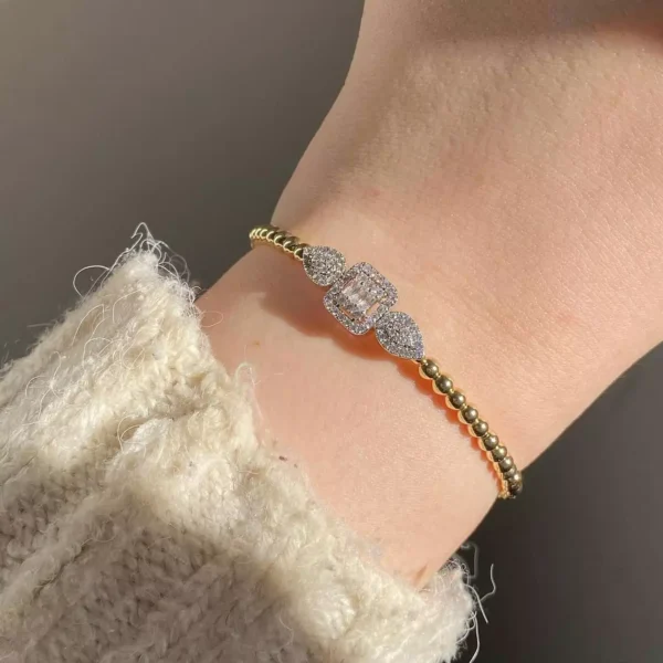 elegant bareclet