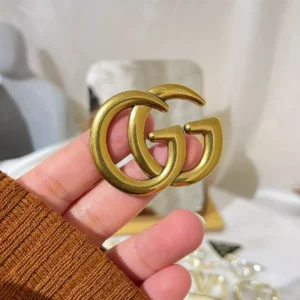 gg brooch
