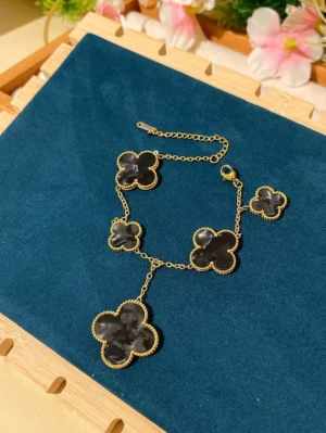 bareclet flower