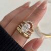 Elegant ring