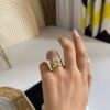 Elegant ring