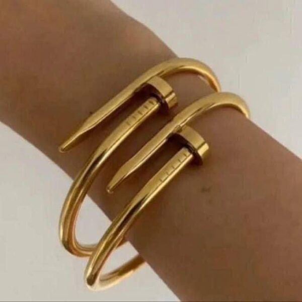Gold Bareclet