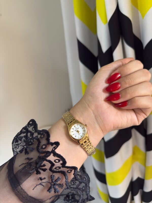 Skone white watch