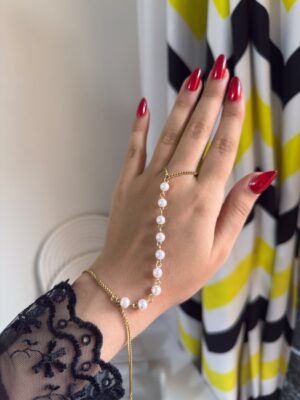 White hand chain