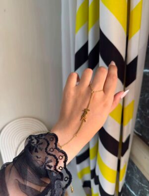 Ysl hand chain